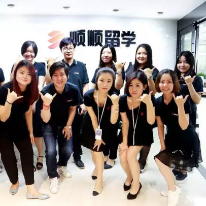 如何正确熨烫你的纪念衫