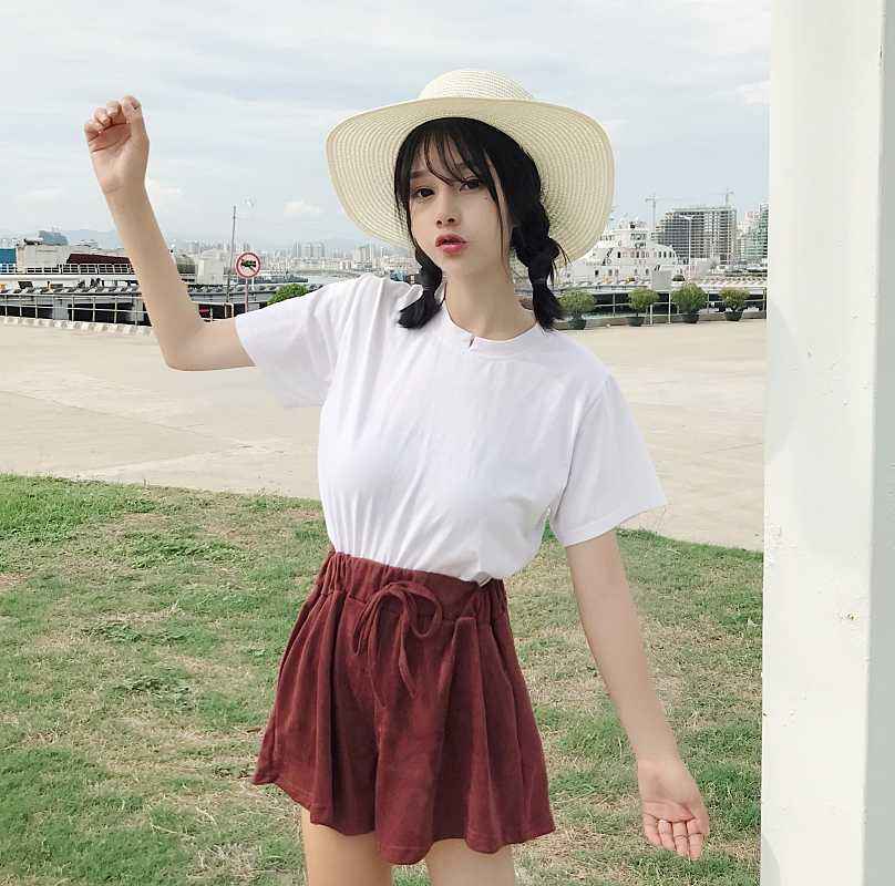夏季矮个子女生的穿衣搭配技巧！